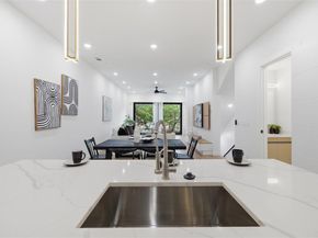 1920  Caddo Street  204, Dallas Texas 75204