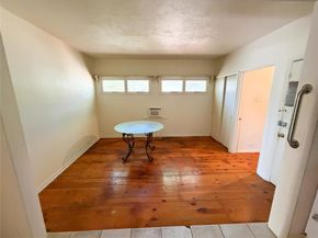 5013  Merida Avenue , Fort Worth Texas 76115