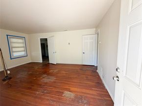 5013  Merida Avenue , Fort Worth Texas 76115