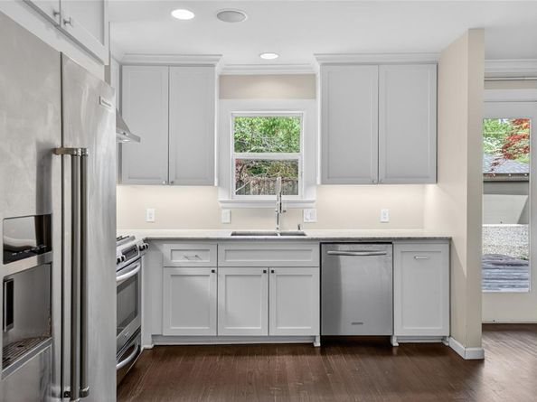 4009  Prescott Avenue , Dallas Texas 75219