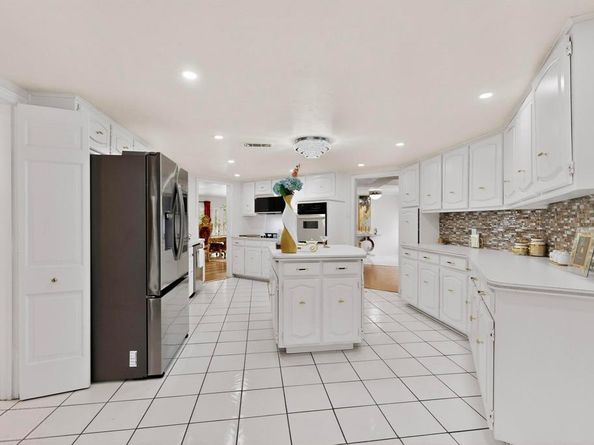 504  Cholla Court , Fort Worth Texas 76112
