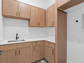 1845  Pollard Street , Dallas Texas 75208