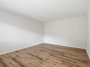 1809 N Macarthur Boulevard , Irving Texas 75061