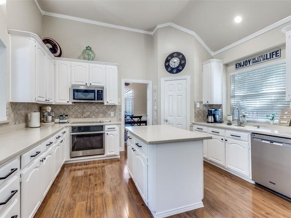 8678  Glen Hollow Drive , Fort Worth Texas 76179