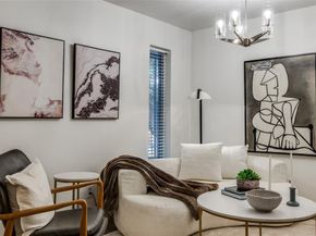 4525  Gilbert   204, Dallas Texas 75219