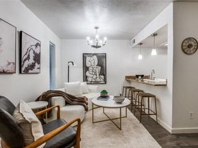 4525  Gilbert   204, Dallas Texas 75219
