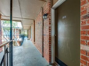 4525  Gilbert   204, Dallas Texas 75219