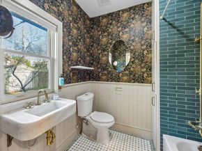 310 N Montclair Avenue , Dallas Texas 75208