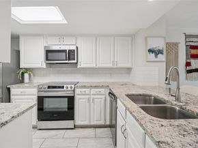 1428  Hampton Road , Grapevine Texas 76051