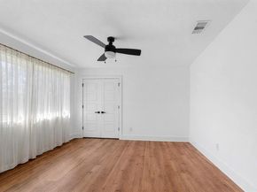 2321  Hartline Drive , Dallas Texas 75228