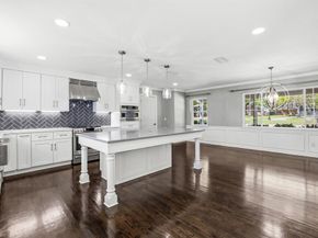 1636 W Red Bird Lane , Dallas Texas 75232