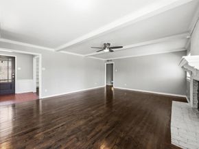 1636 W Red Bird Lane , Dallas Texas 75232