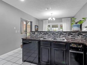 2113  Lavaca Trail , Carrollton Texas 75010