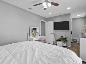 2113  Lavaca Trail , Carrollton Texas 75010