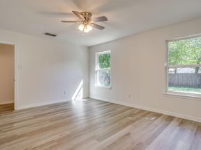 3955  Alamo Avenue , Fort Worth Texas 76107