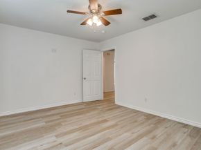 3955  Alamo Avenue , Fort Worth Texas 76107