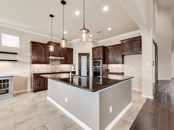 216  Equestrian Road , Hickory Creek Texas 75065