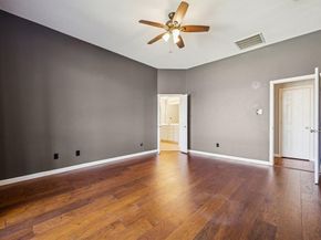 3156  Guadaloupe  , Grand Prairie Texas 75054