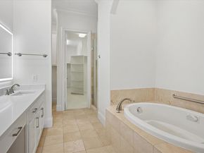 8511  Edgemere Road  102, Dallas Texas 75225
