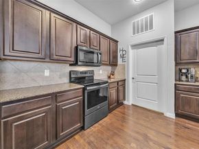 1025 W 10th Street  2105, Fort Worth Texas 76102