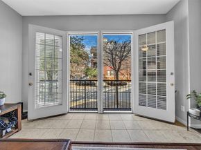 1025 W 10th Street  2105, Fort Worth Texas 76102