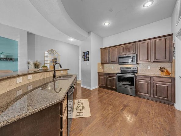 1025 W 10th Street  2105, Fort Worth Texas 76102