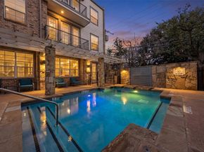 1025 W 10th Street  2105, Fort Worth Texas 76102