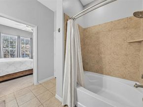 1025 W 10th Street  2105, Fort Worth Texas 76102