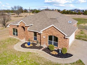1547  Brookview Drive , Lancaster Texas 75146