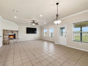 1547  Brookview Drive , Lancaster Texas 75146