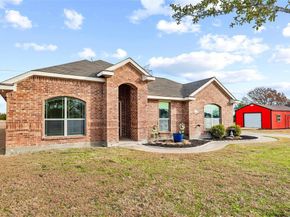1547  Brookview Drive , Lancaster Texas 75146