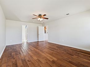 1547  Brookview Drive , Lancaster Texas 75146