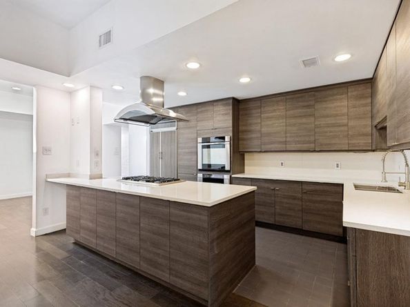 4020  Buena Vista  , Dallas Texas 75204