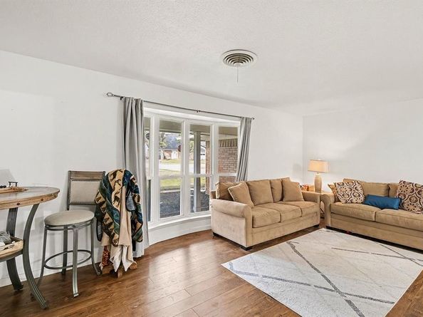 1603  Miller Court , Pantego Texas 76013
