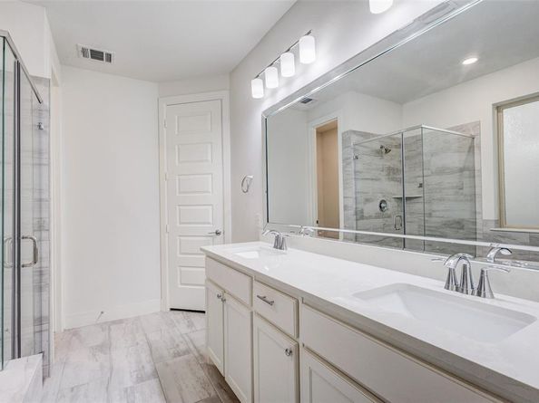 8234  Laflin Lane , Dallas Texas 75231