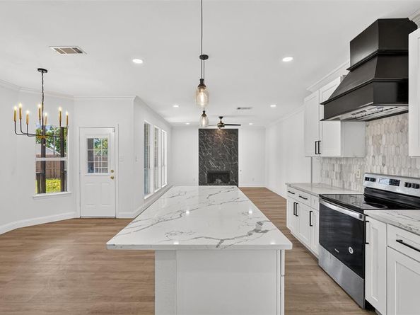 3402  Seabreeze Drive , Rowlett Texas 75088