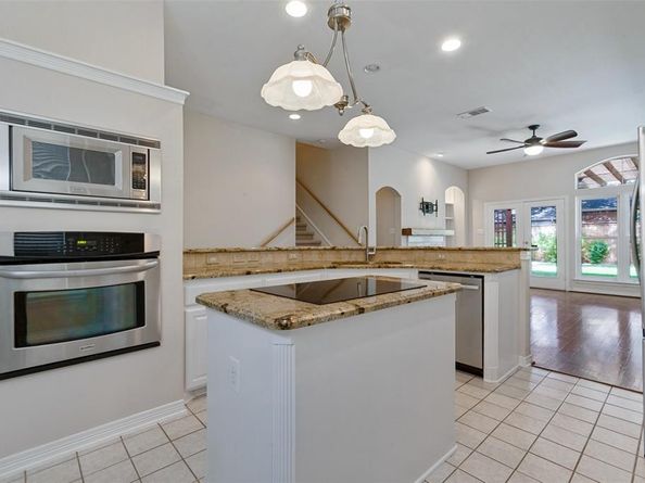 1740  Glenlivet Drive , Dallas Texas 75218
