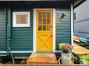 2219 Fairview Avenue E 6, Seattle WA 98102