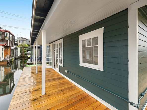 2219 Fairview Avenue E 6, Seattle WA 98102