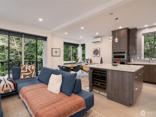 13532 Phelps Road NE, Bainbridge Island WA 98110