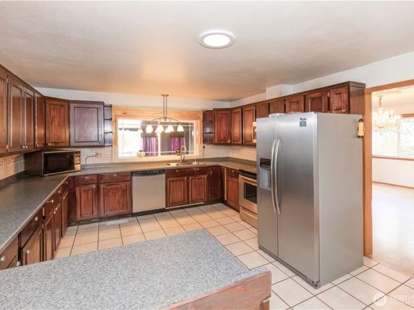 3709 Trenton Ave NE, Bremerton WA 98310