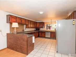 3709 Trenton Ave NE, Bremerton WA 98310