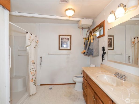 3709 Trenton Ave NE, Bremerton WA 98310