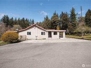 3709 Trenton Ave NE, Bremerton WA 98310
