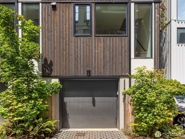 2239 Minor Avenue E C, Seattle WA 98102
