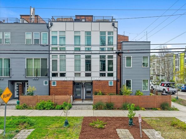 4301 26th Avenue SW, Seattle WA 98106