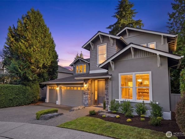 17025 NE 113th Court, Redmond WA 98052