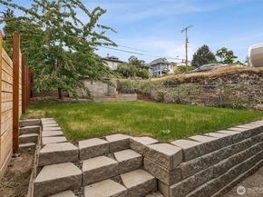 4004 Courtland Place S, Seattle WA 98118