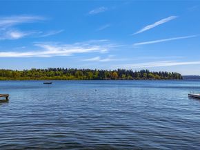 9039 NE Juanita Drive 104, Kirkland WA 98034