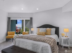9039 NE Juanita Drive 104, Kirkland WA 98034